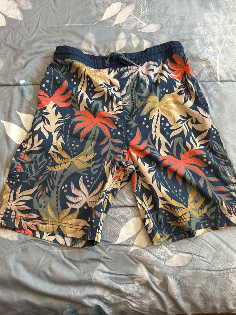 EUC Old Navy Blue Tropical Print Board Shorts Sz XXL 18